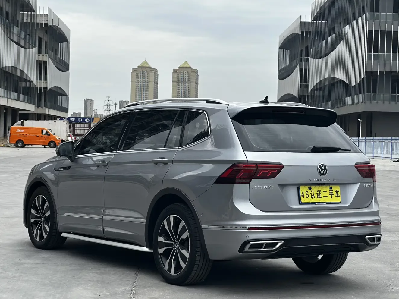 Volkswagen Tiguan L
