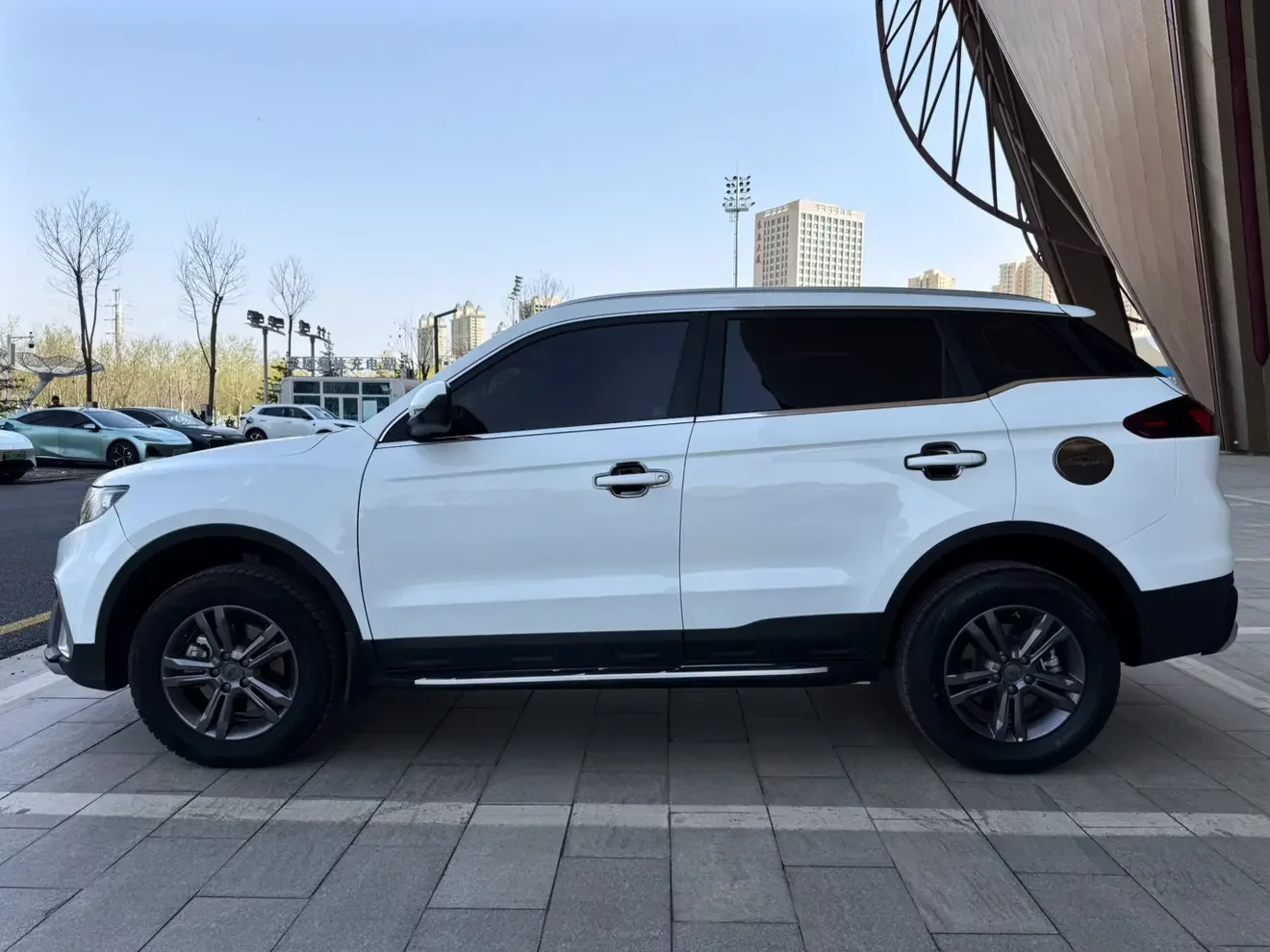 Geely Atlas