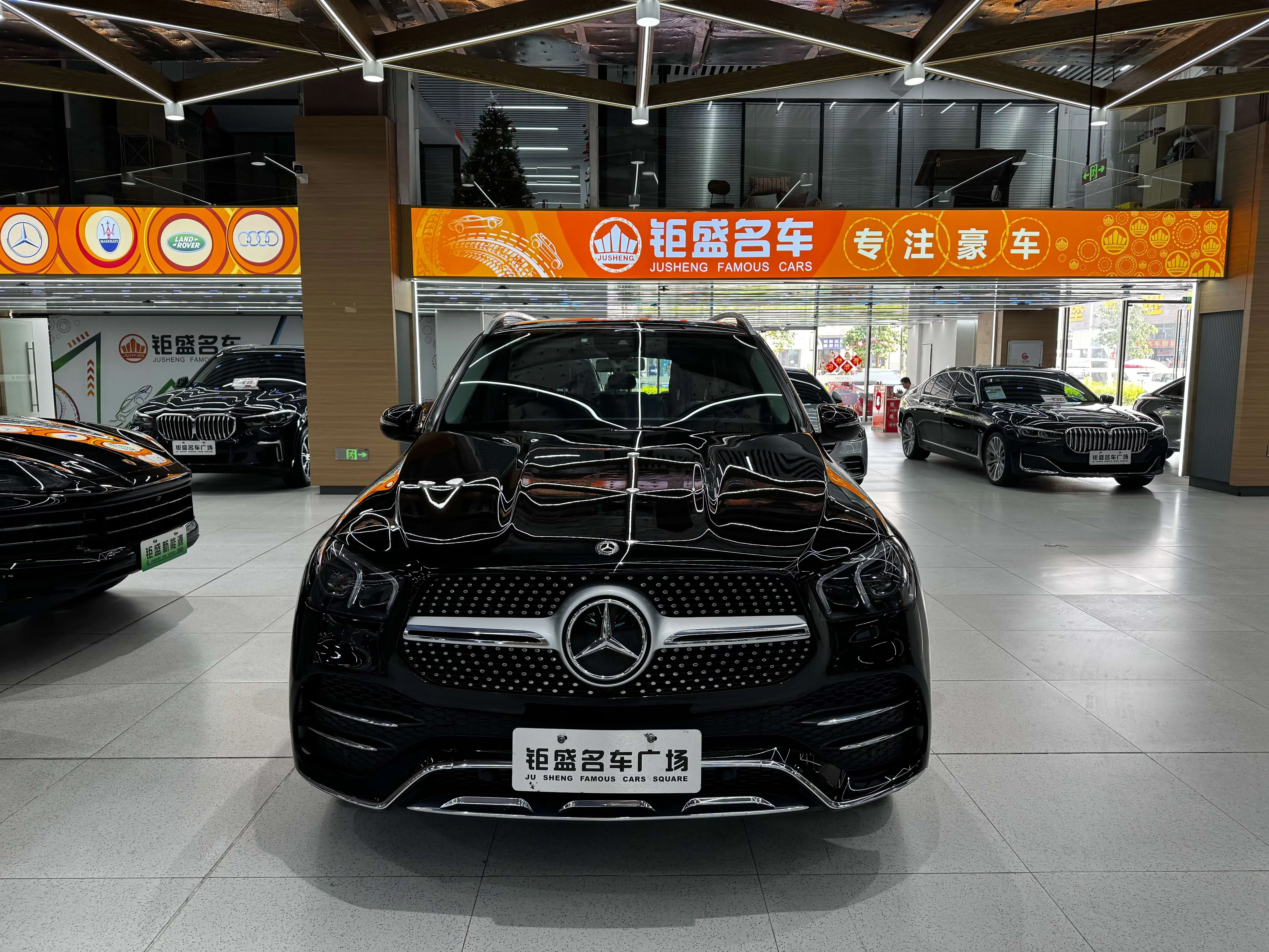 Mercedes-Benz GLE (Imported)