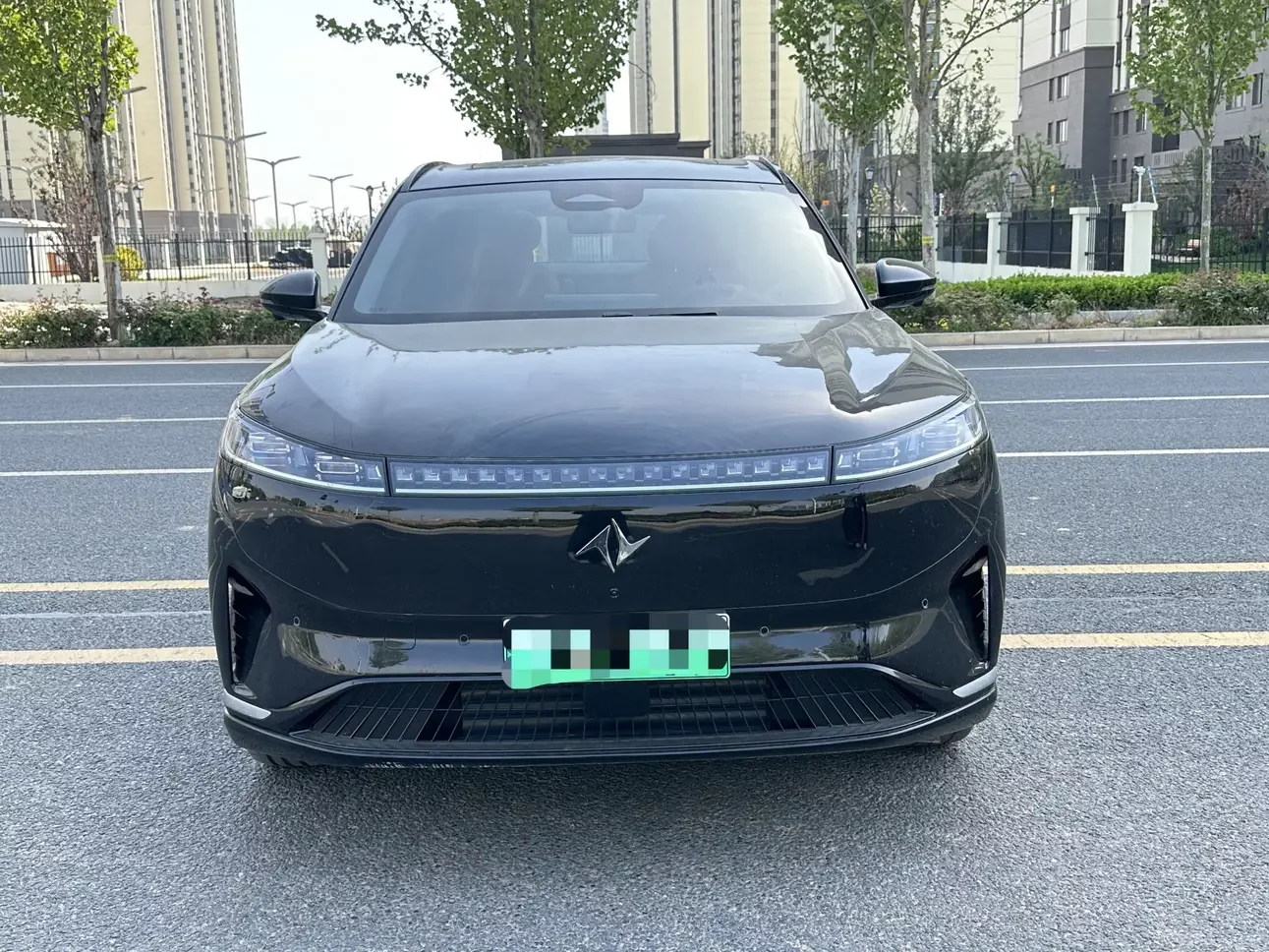 Dongfeng eπ008