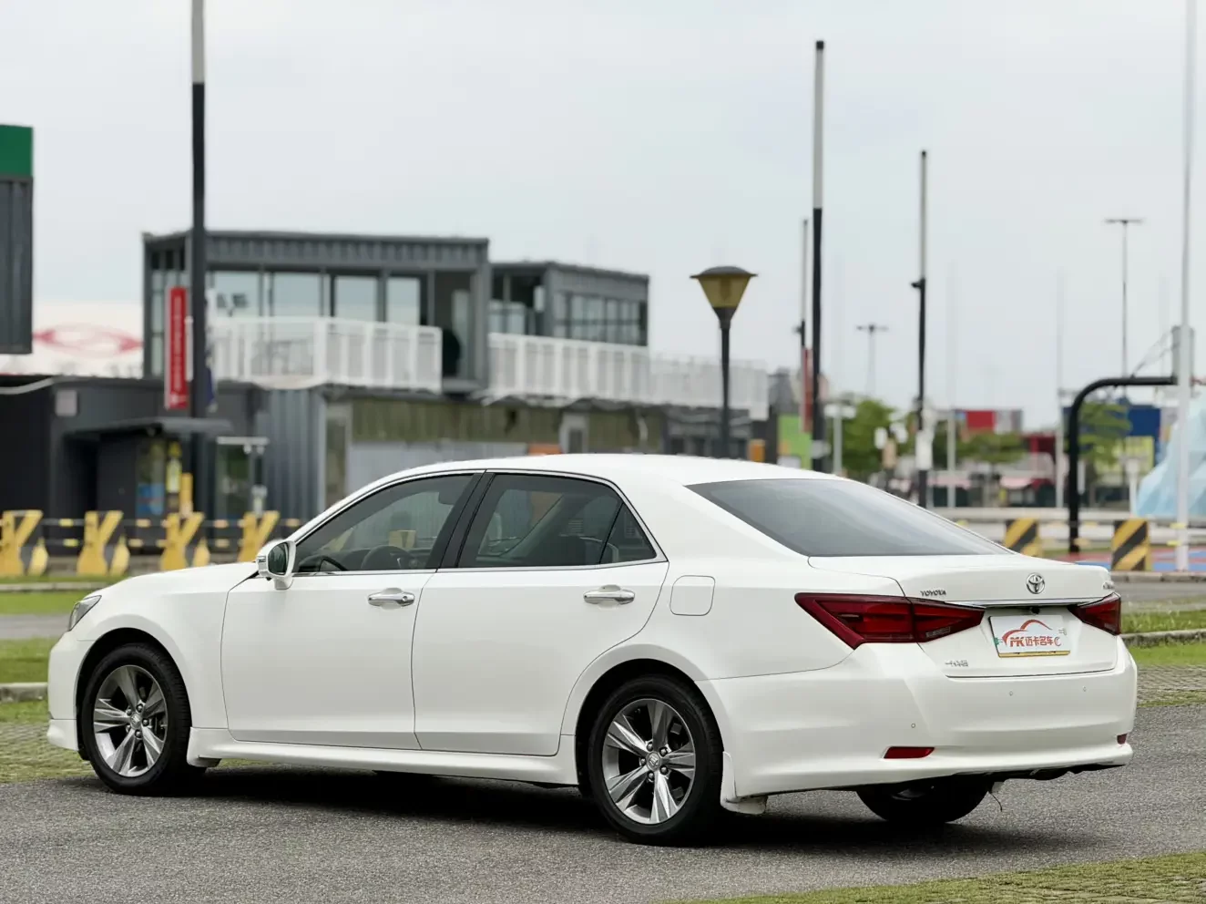 Toyota crown