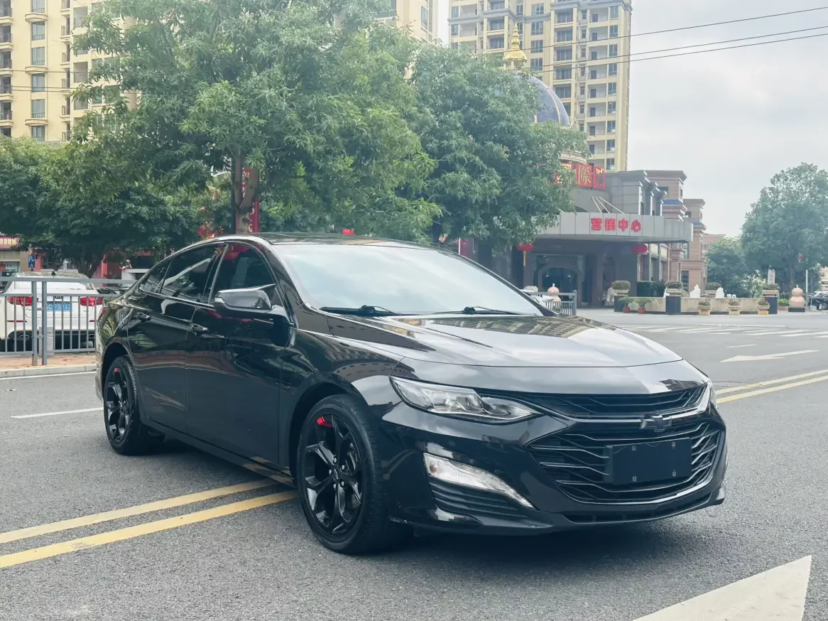 Chevrolet Malibu XL