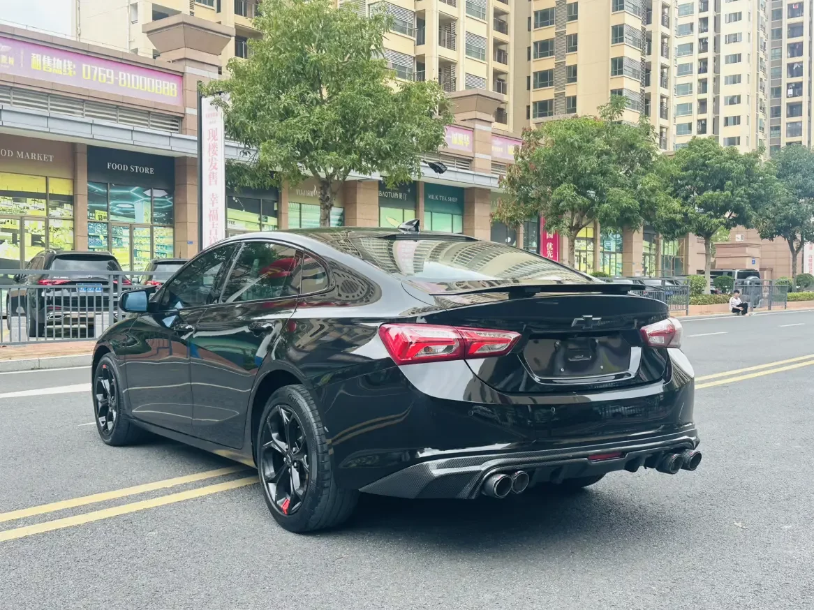 Chevrolet Malibu XL