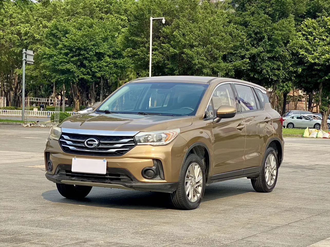 GAC Trumpchi GS4  из Китая