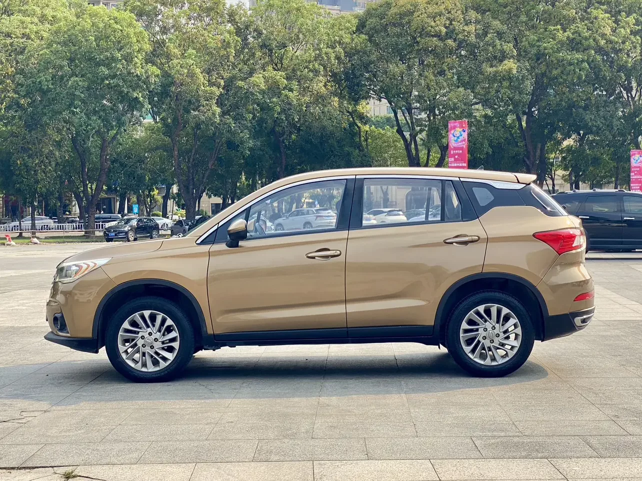 GAC Trumpchi GS4
