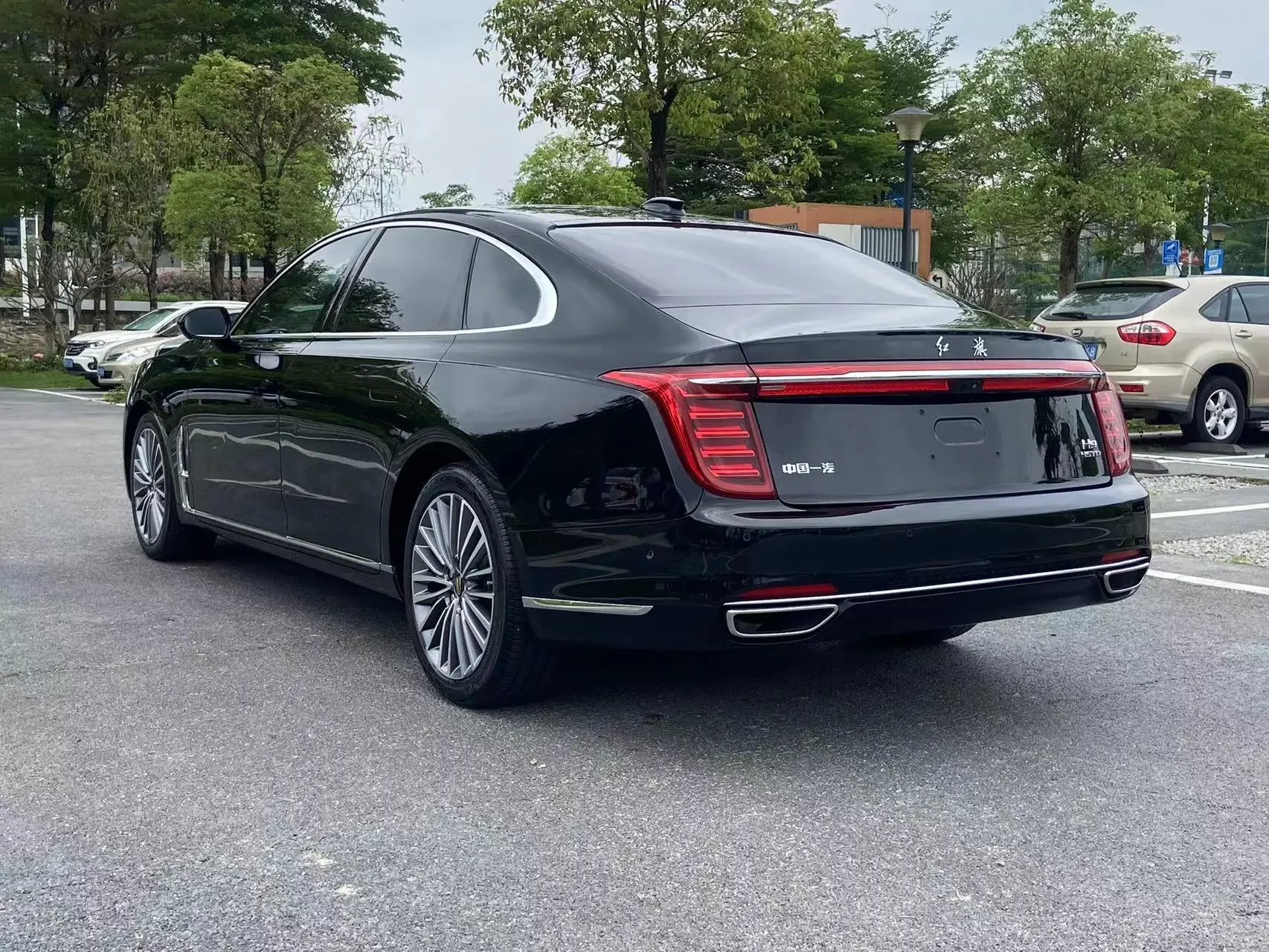 Hongqi H9