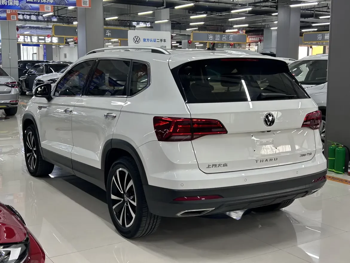 Volkswagen Tharu