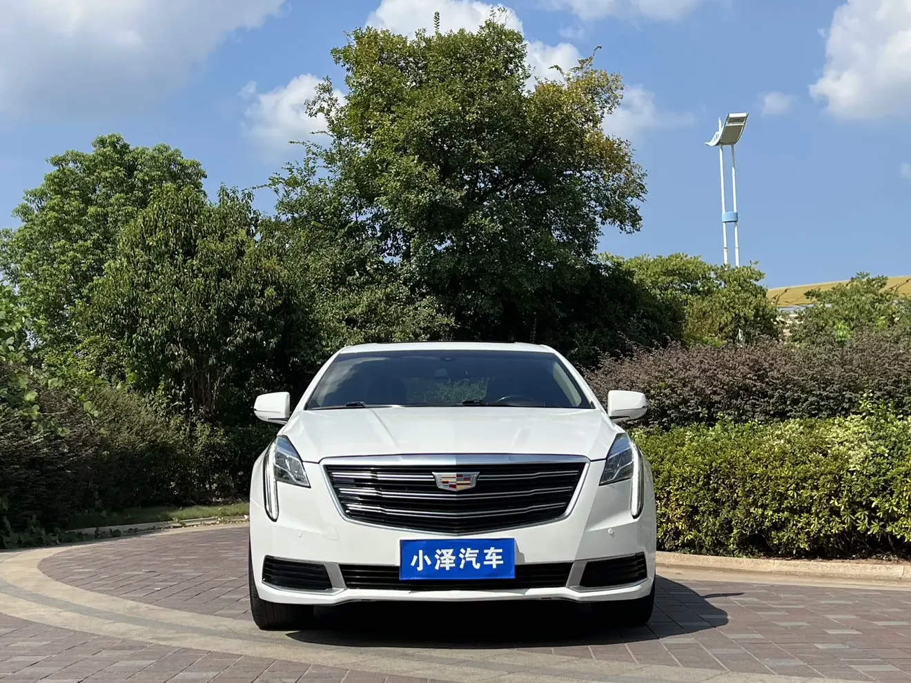 Cadillac XTS
