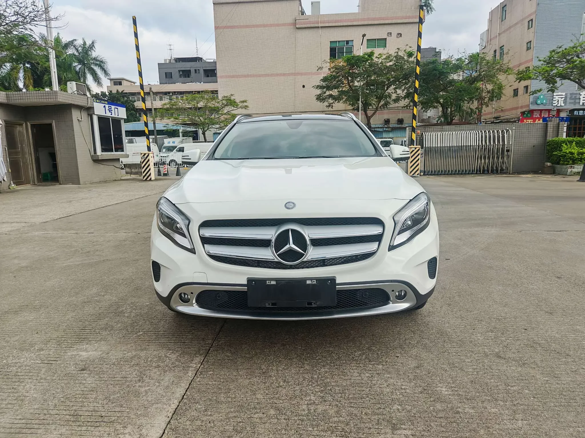 Mercedes-Benz GLA