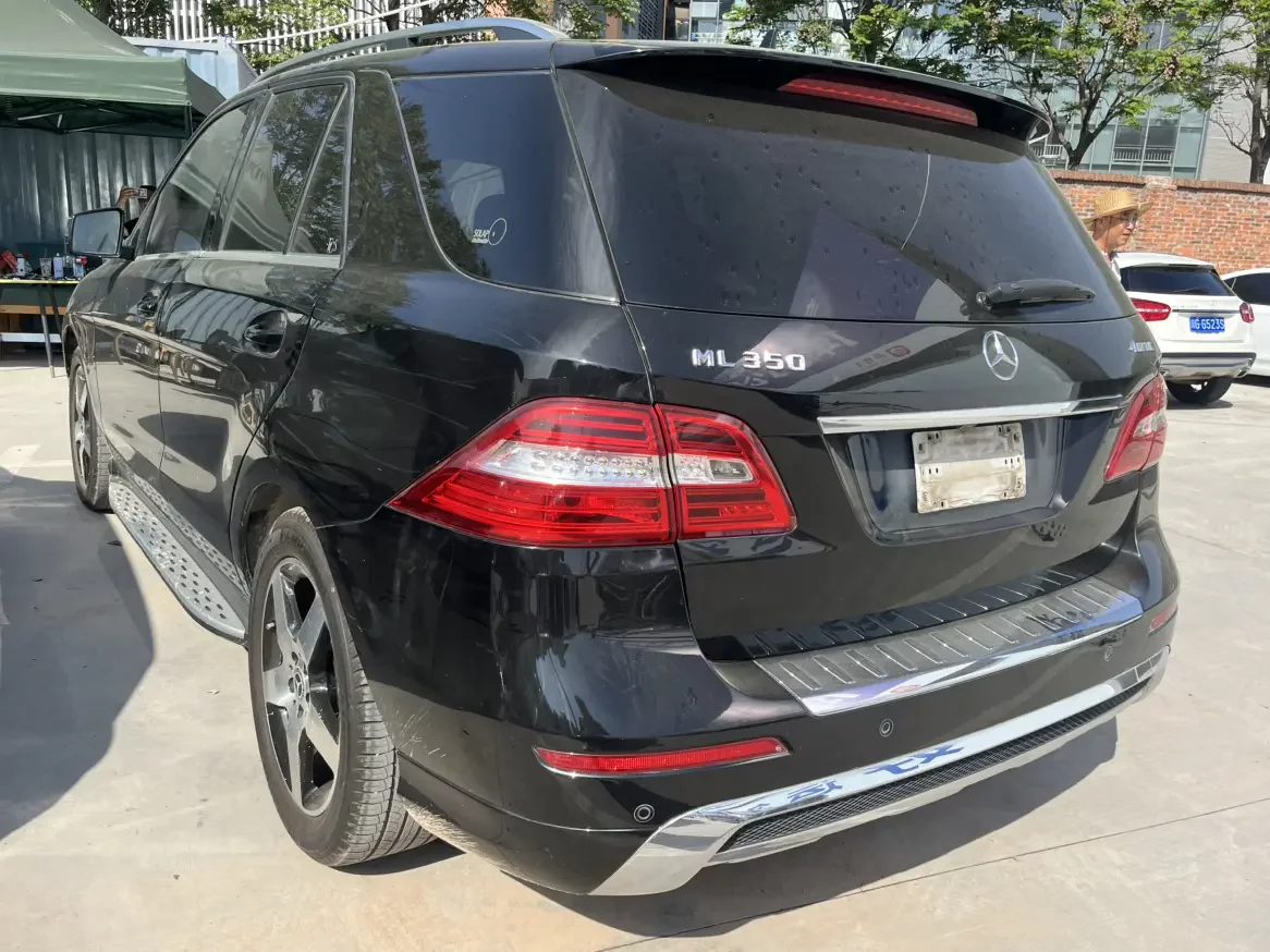Mercedes-Benz M Class