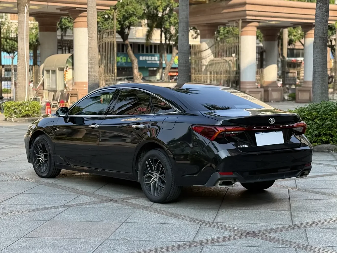 Toyota Avalon