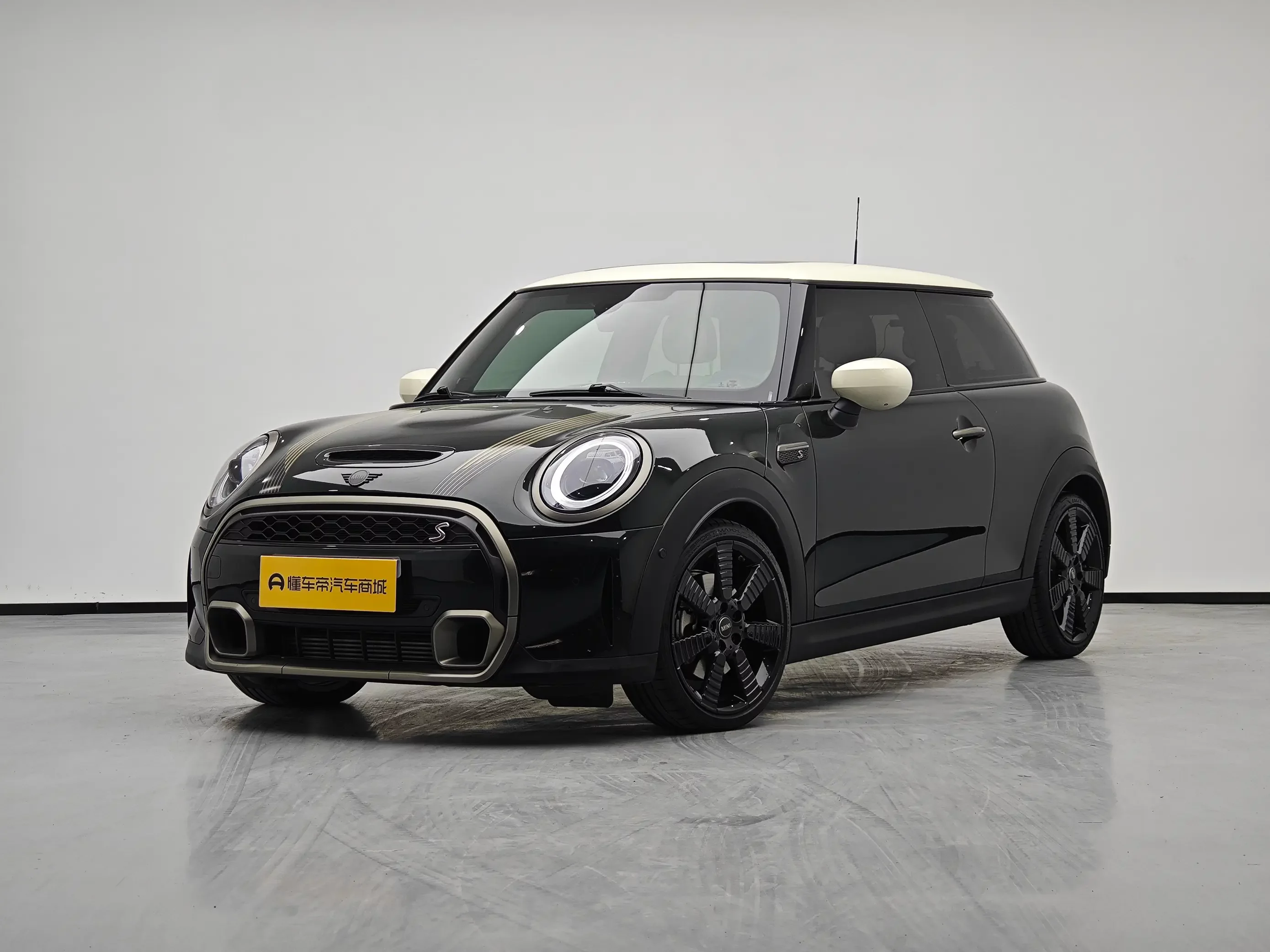 MINI MINI  из Китая