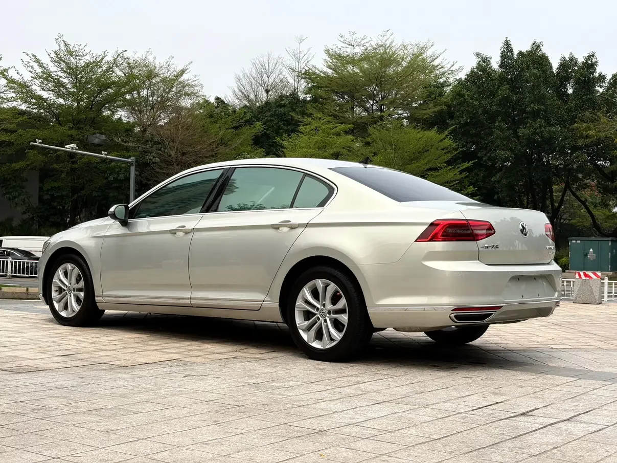 Volkswagen Magotan