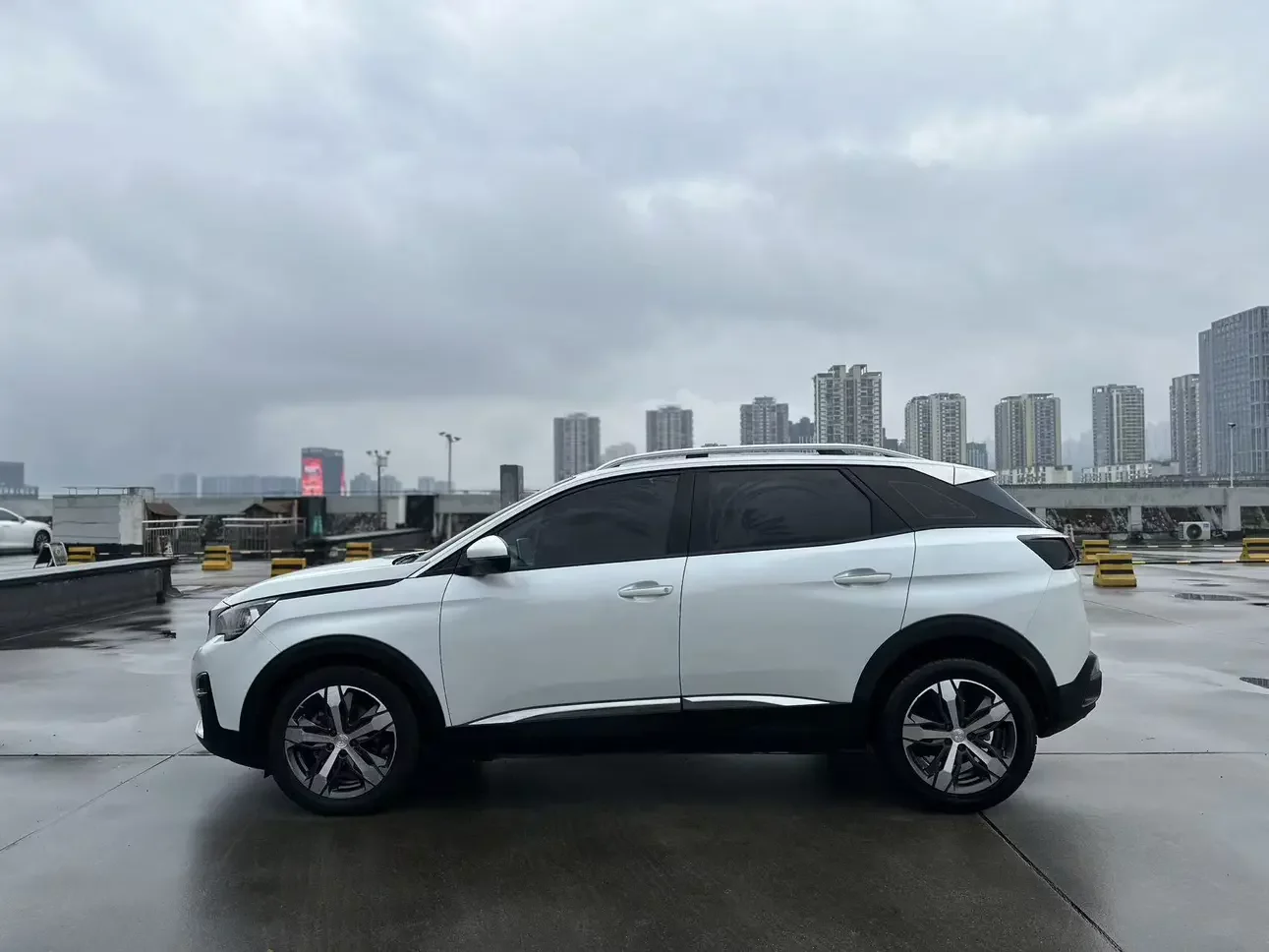 Peugeot 4008