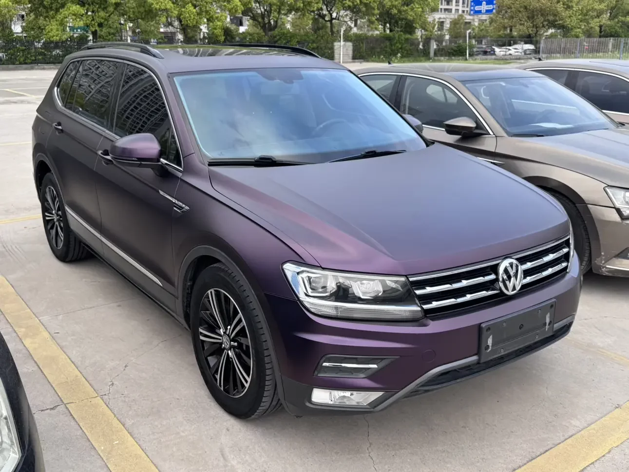 Volkswagen Tiguan L