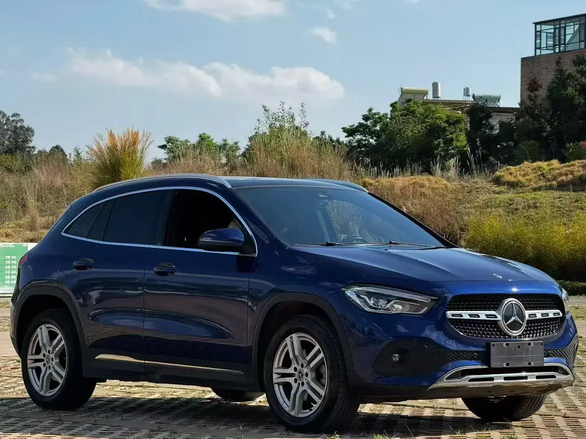 Mercedes-Benz GLA