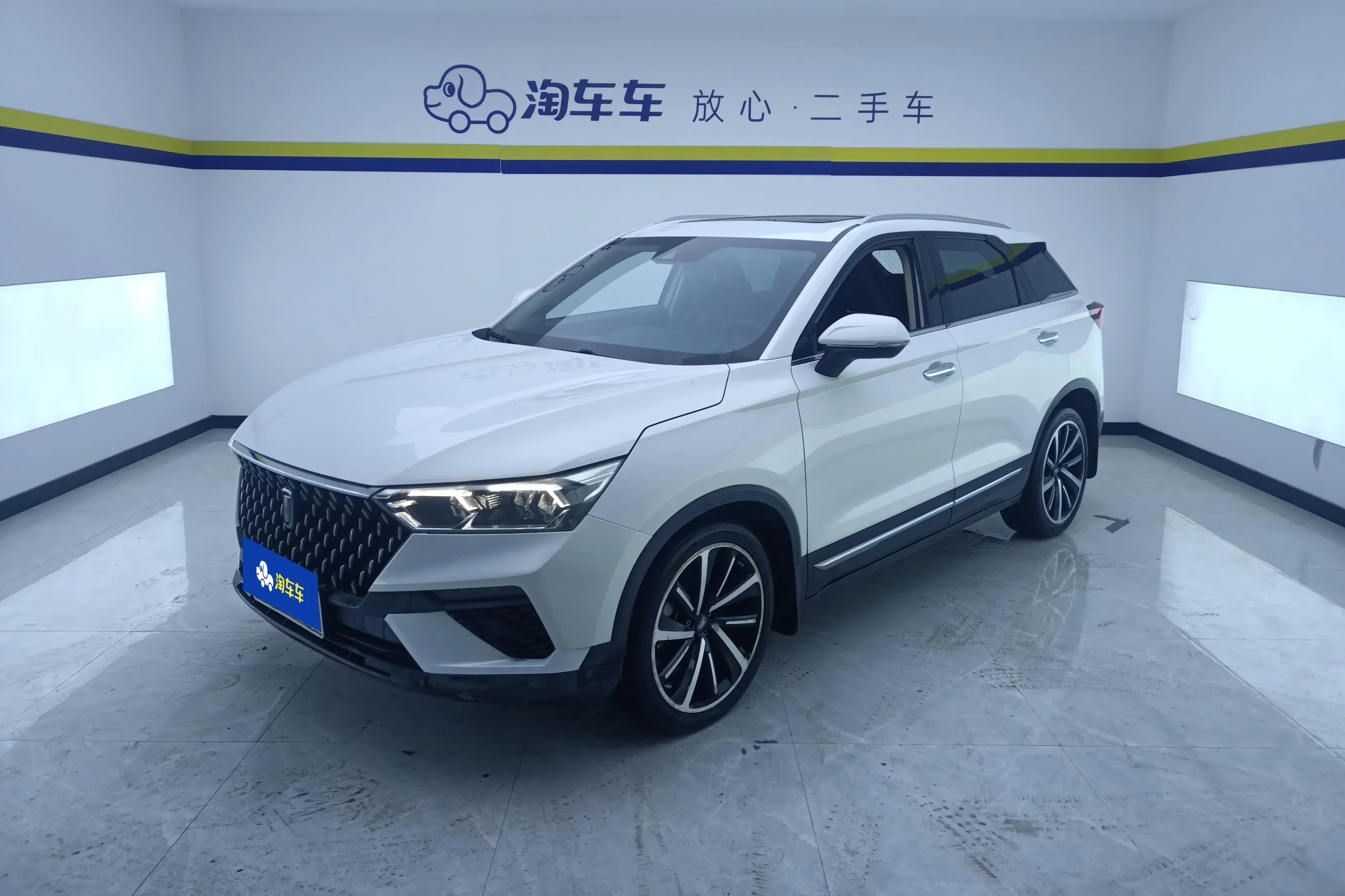 FAW Bestune T77