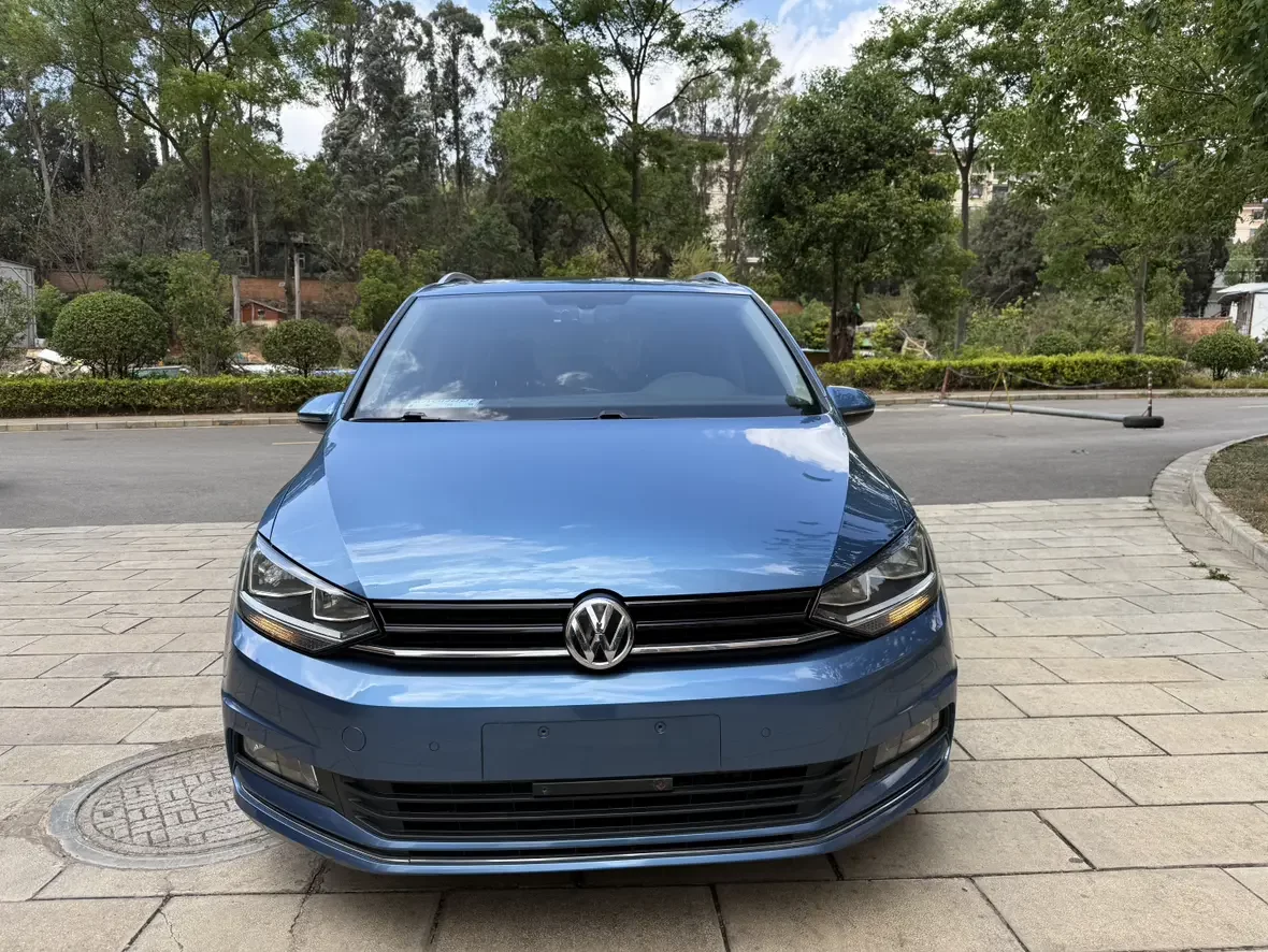 Volkswagen Touran L