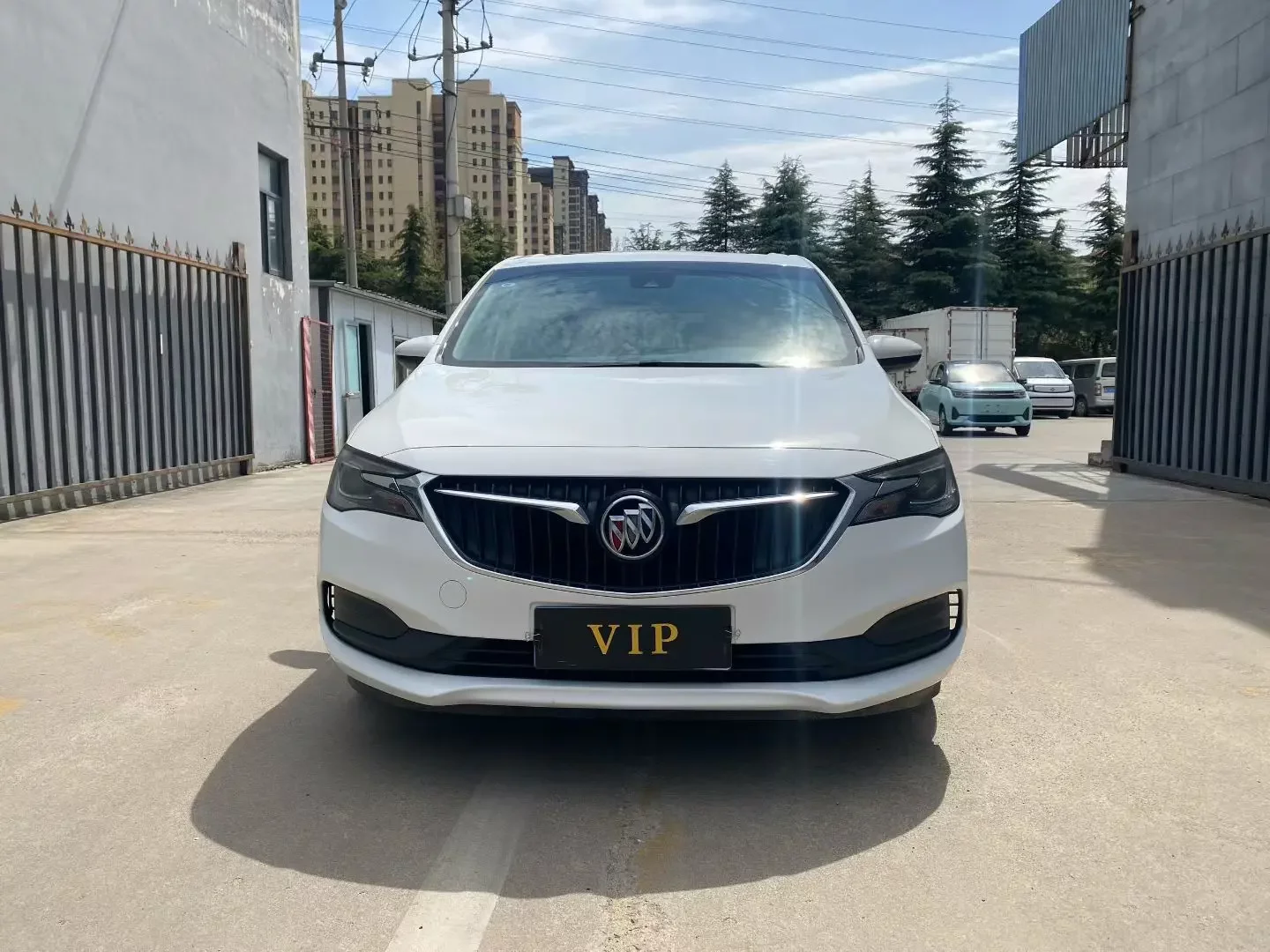 Buick GL6