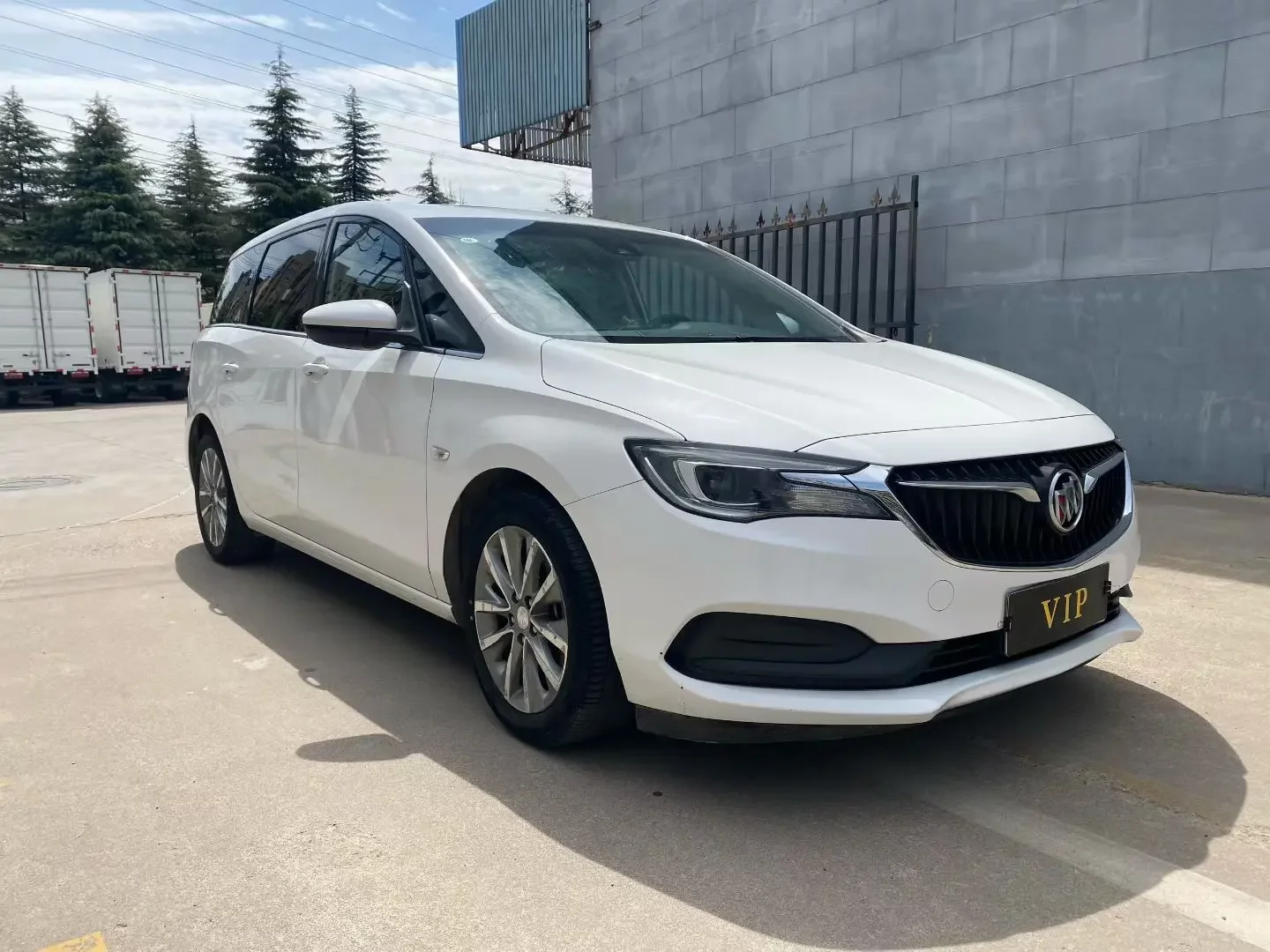 Buick GL6