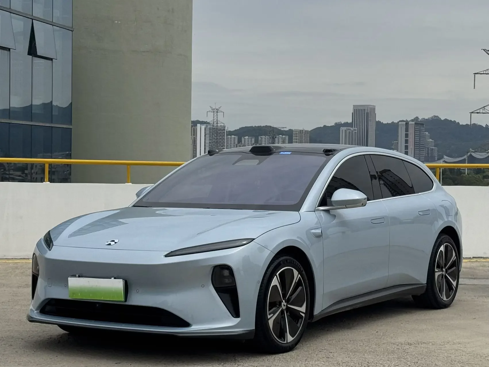 NIO ET5T  из Китая