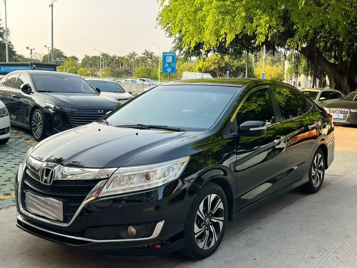 Honda Crider