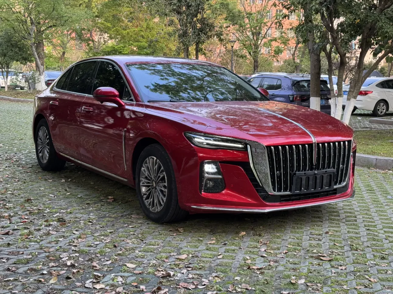 Hongqi H5