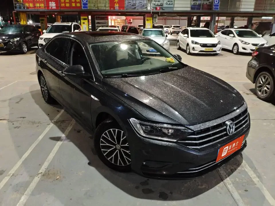 Volkswagen Sagitar