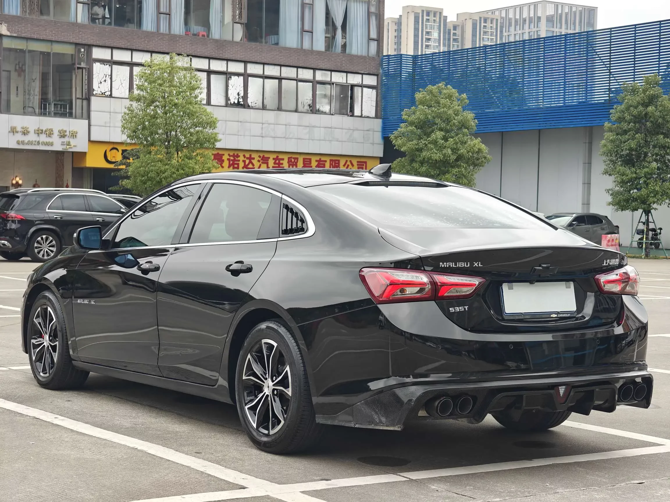 Chevrolet Malibu XL