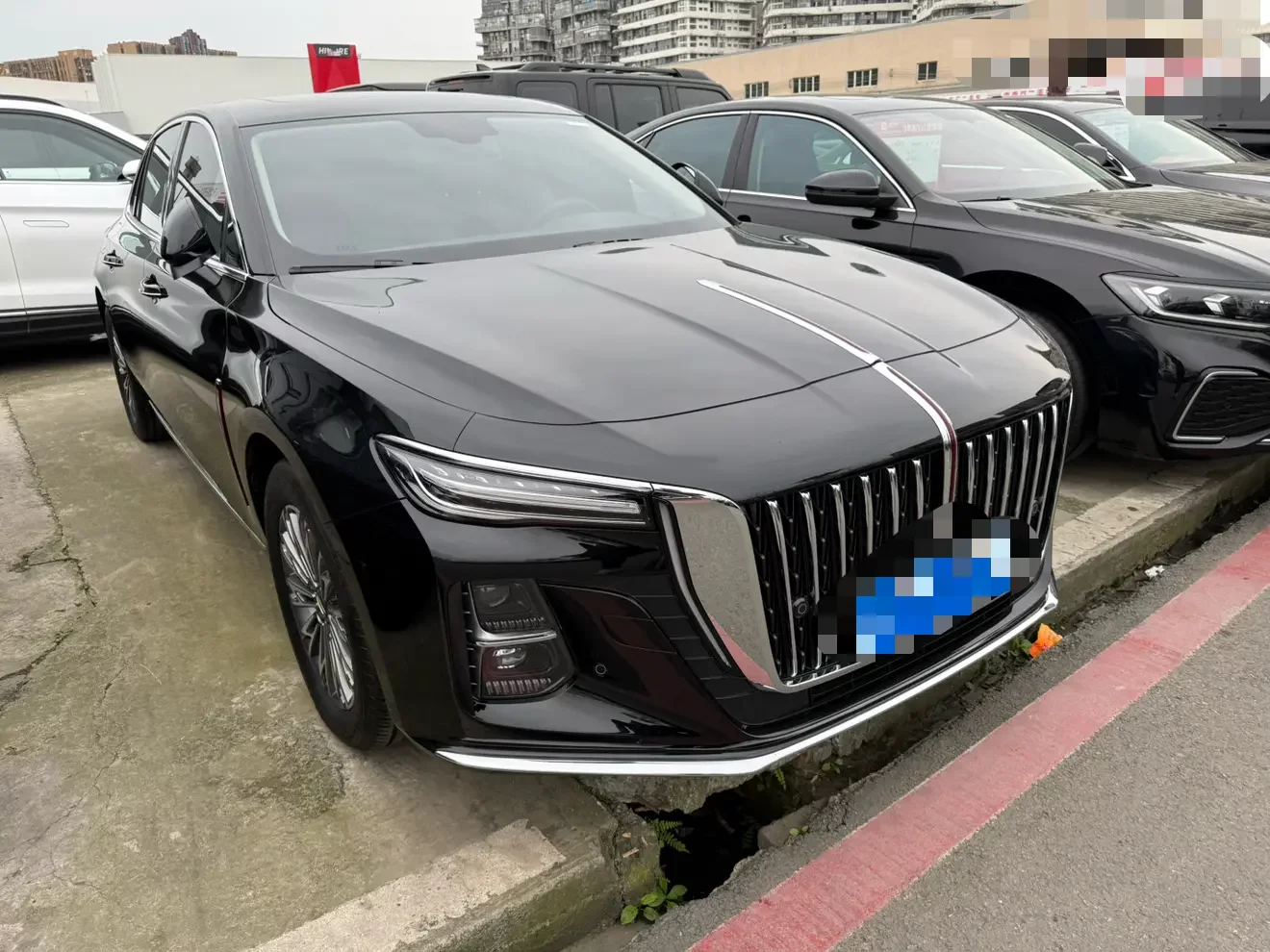 Hongqi H5