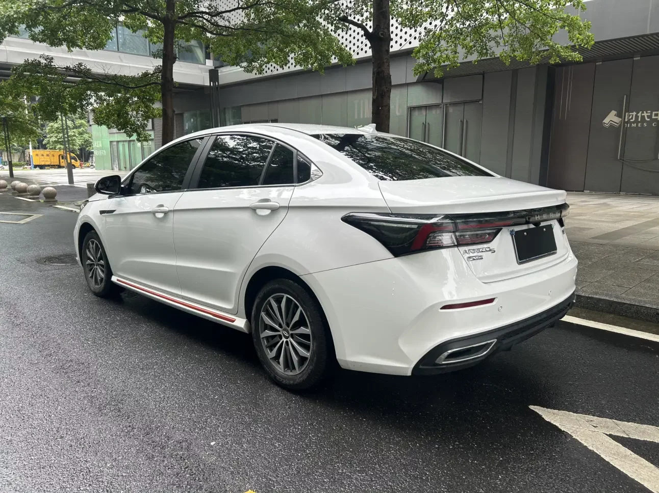 Omoda S5