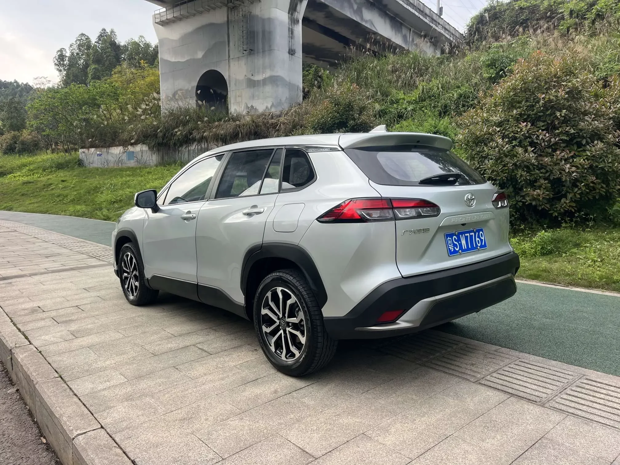 Toyota Frontlander