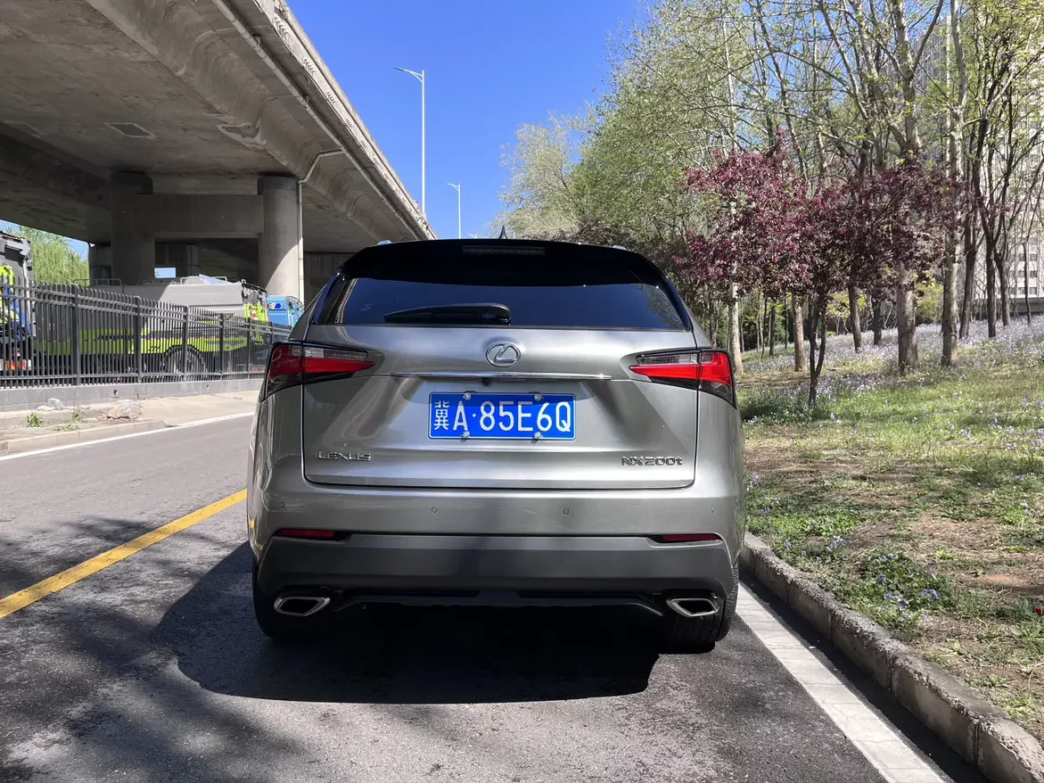 Lexus NX