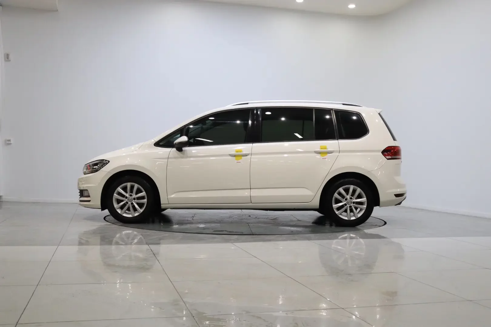 Volkswagen Touran L