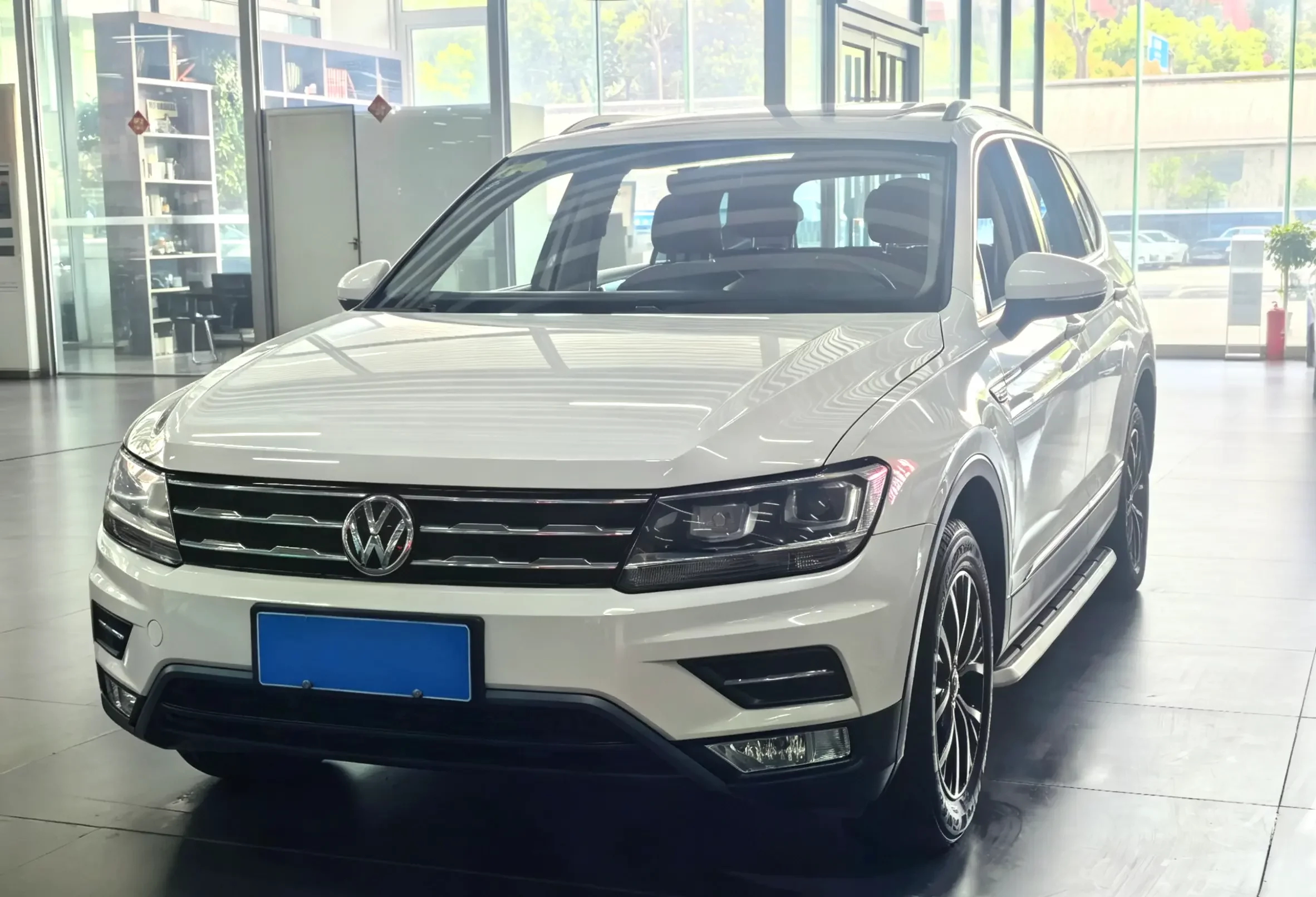 Volkswagen Tiguan L