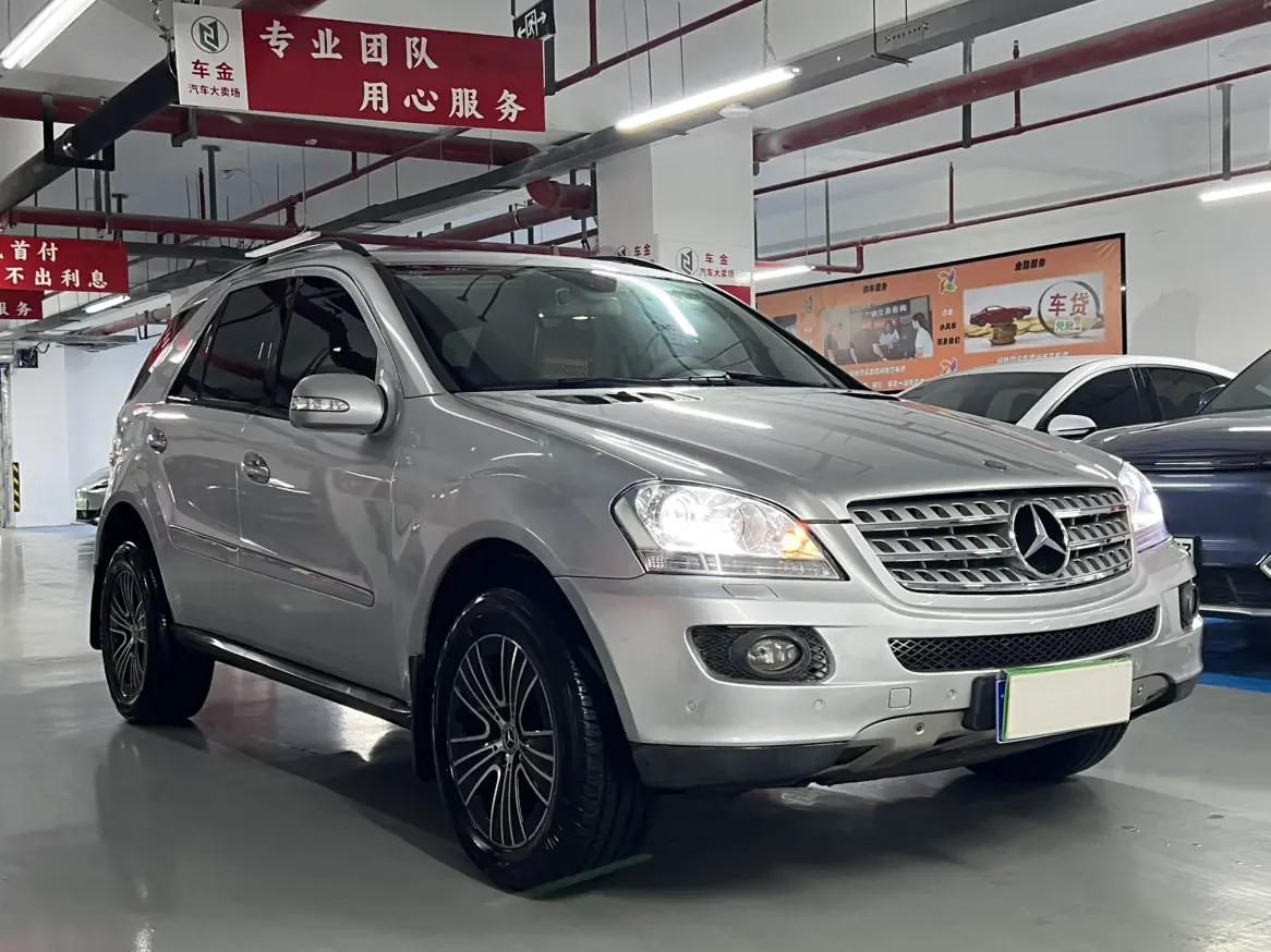 Mercedes-Benz M Class