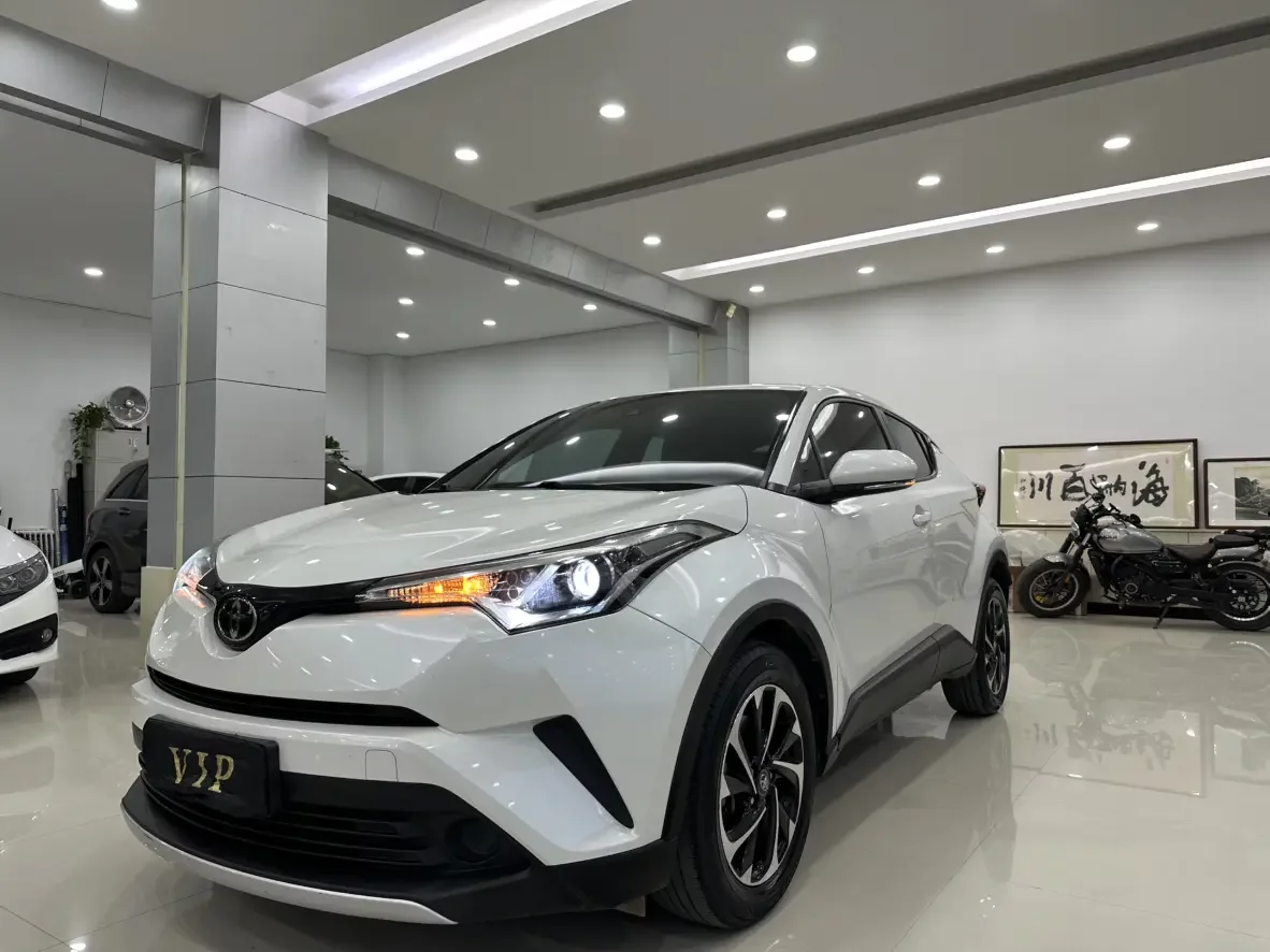 Toyota C-HR Hybrid