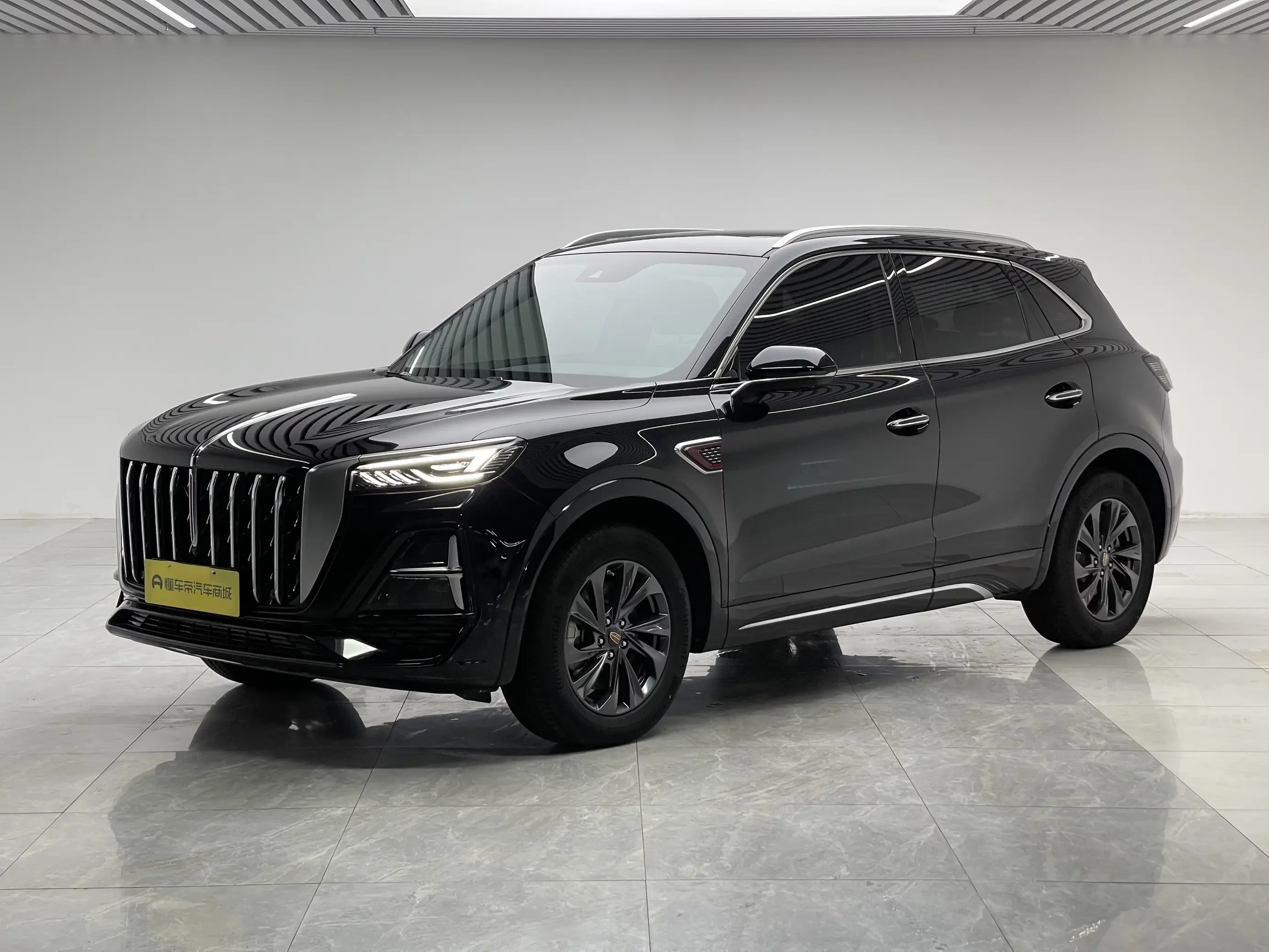 Hongqi HS5