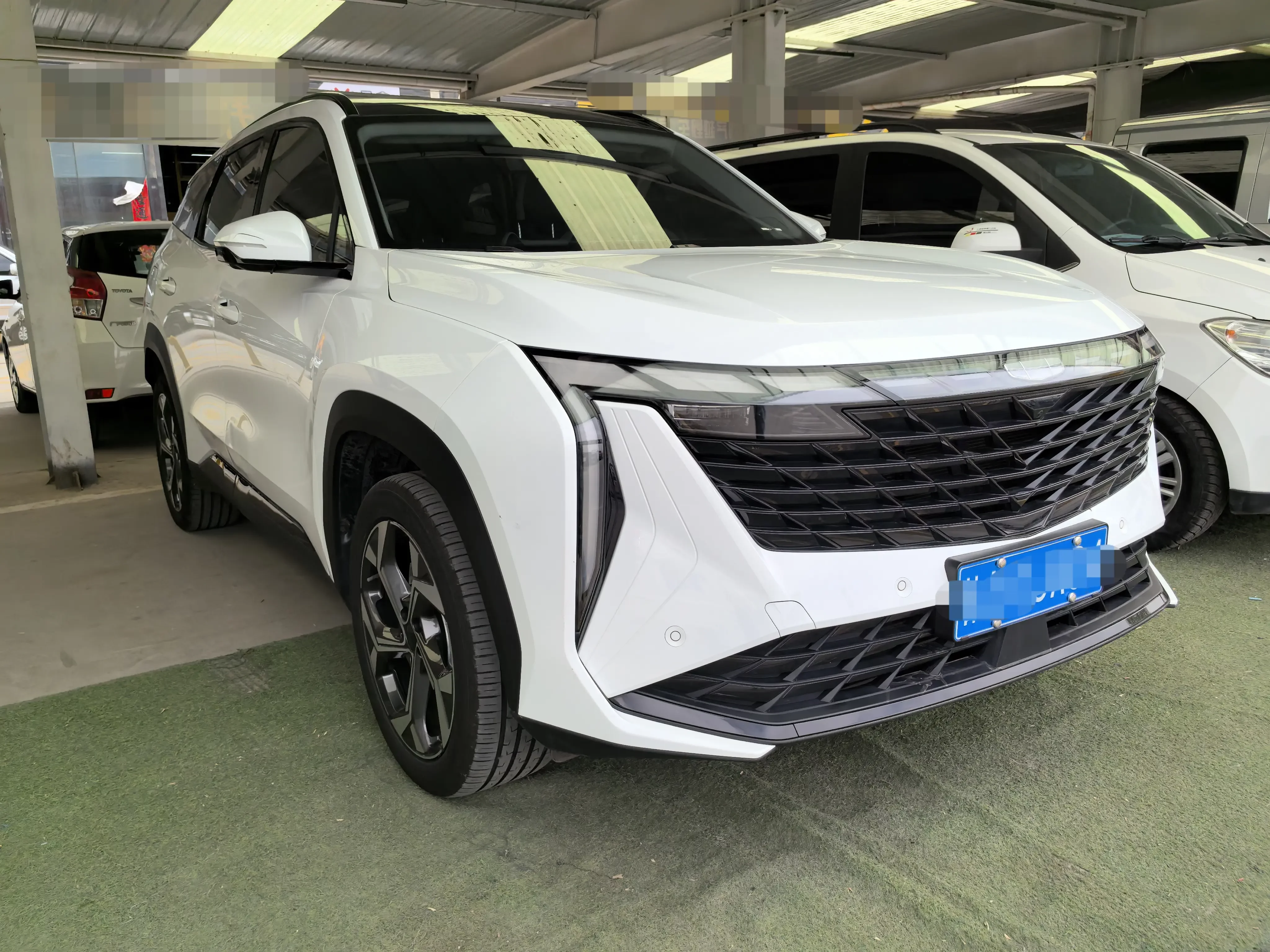 Geely Atlas L