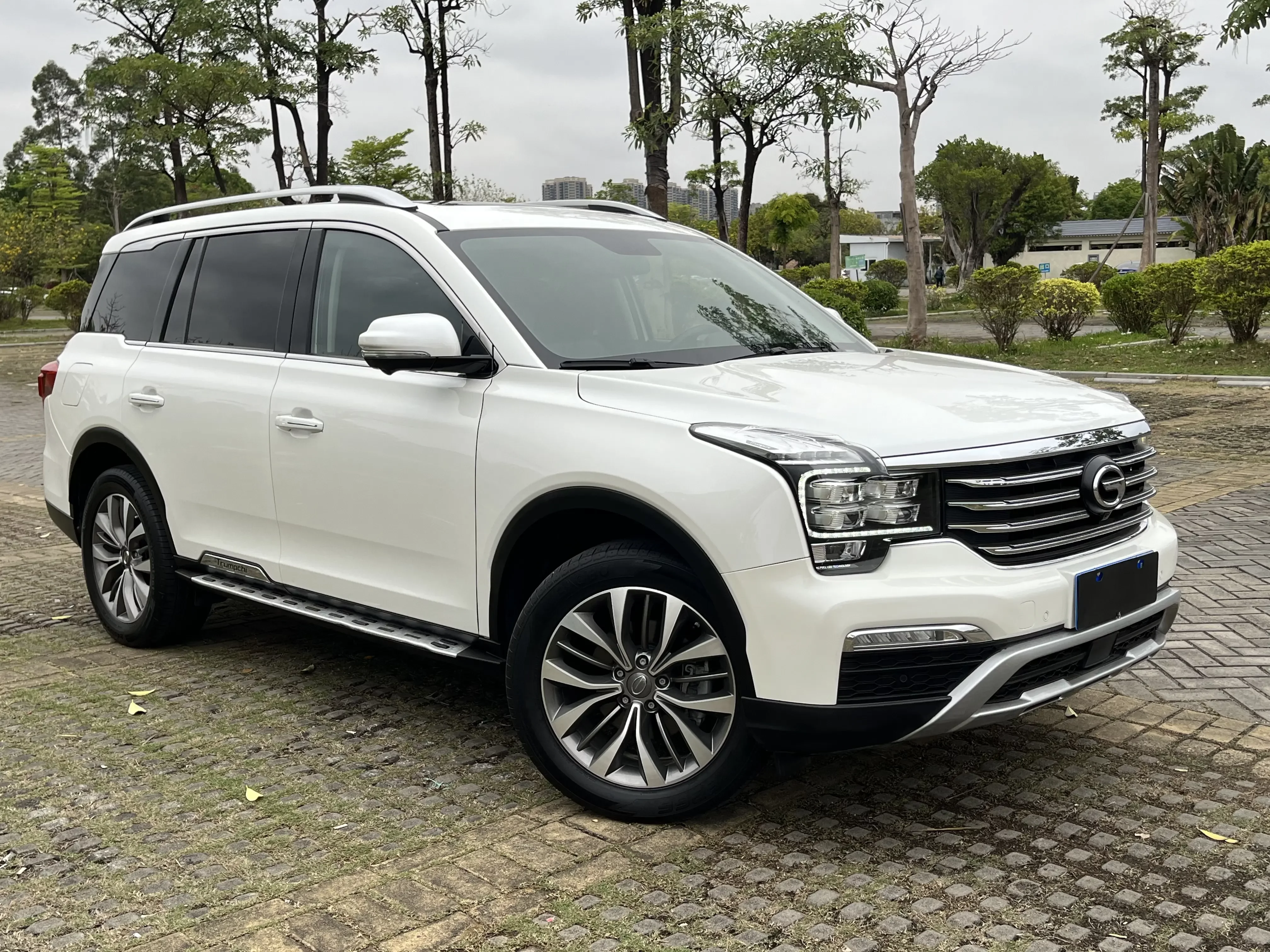 GAC Trumpchi GS8