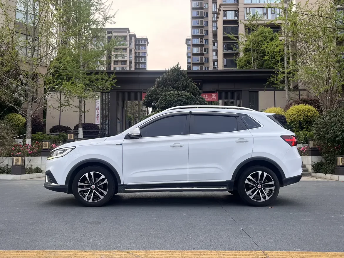 Roewe RX3