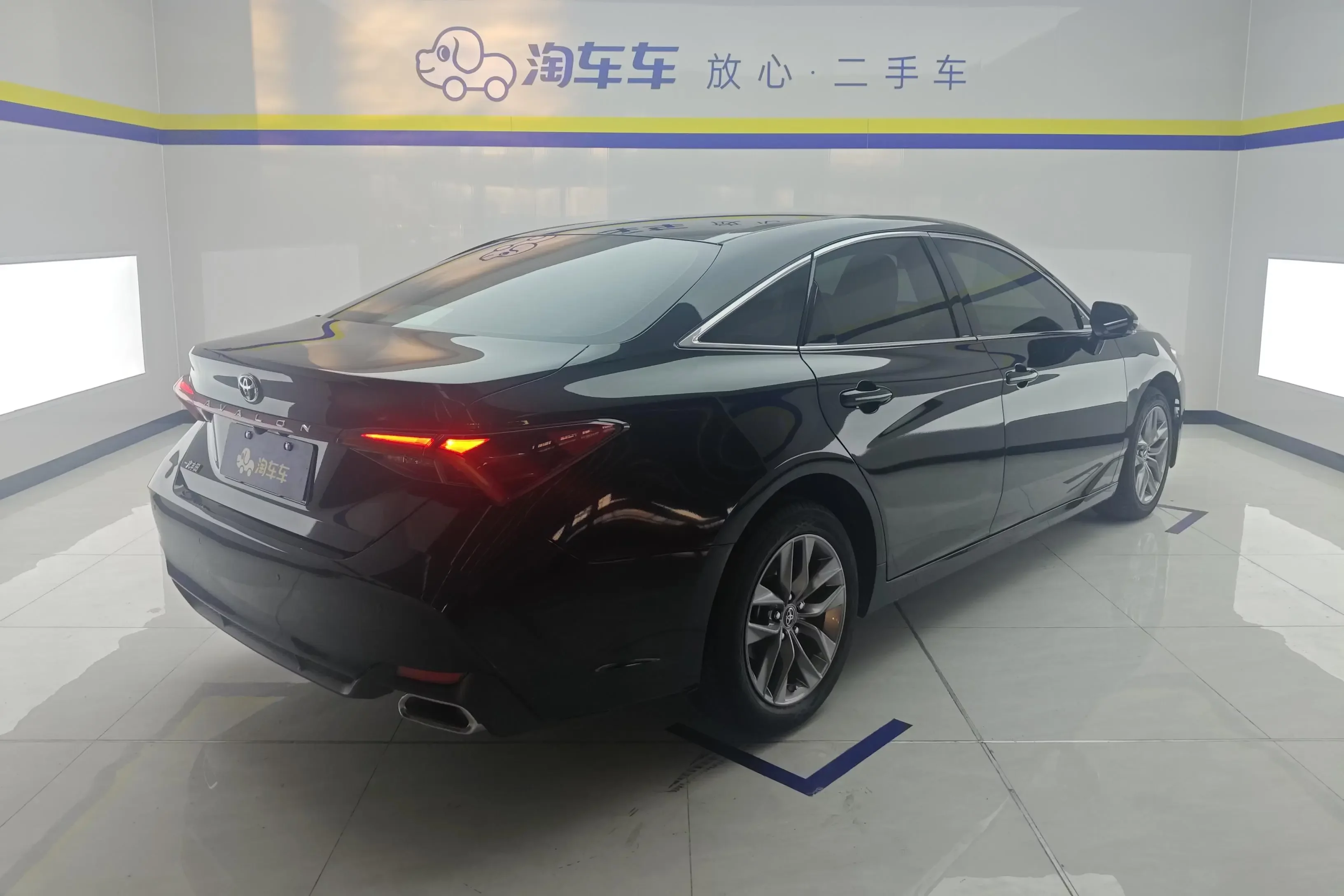 Toyota Avalon