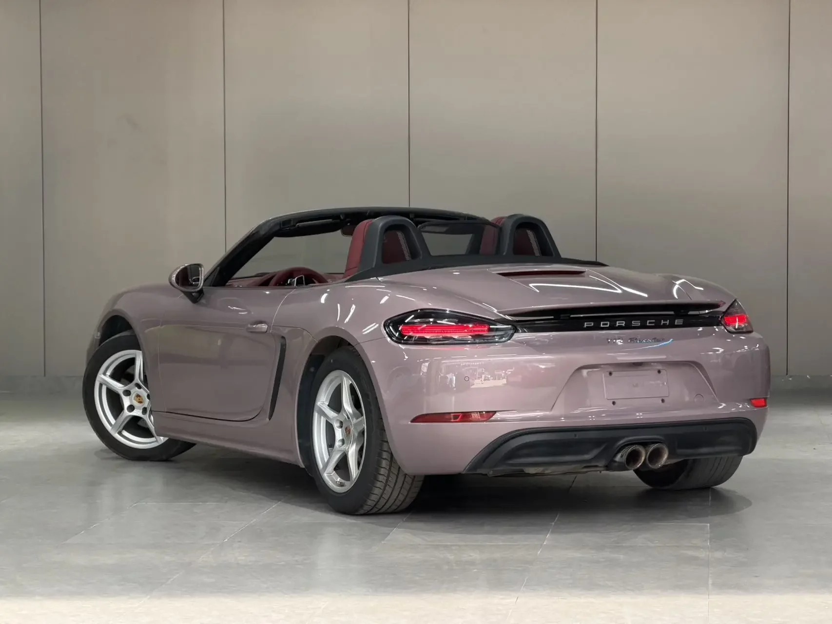Porsche 718