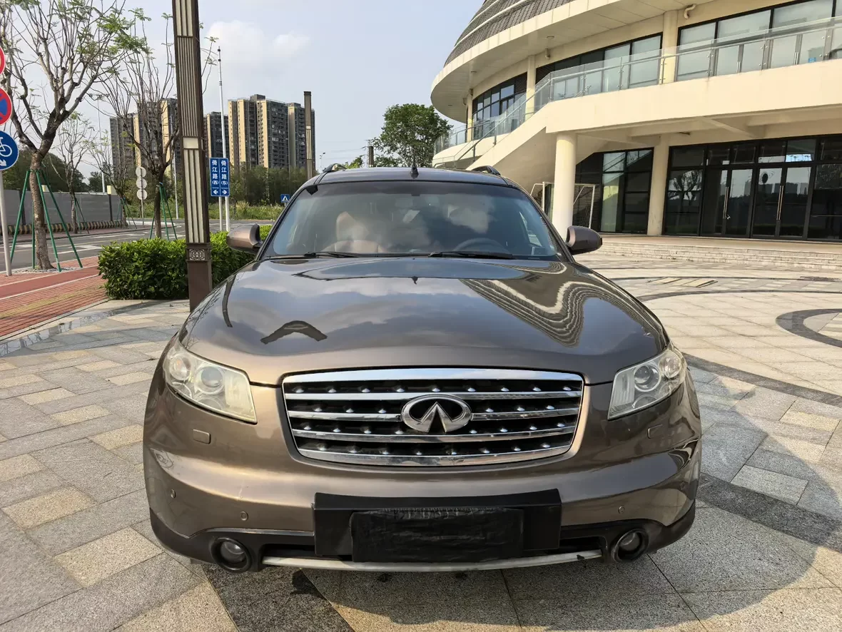 Infiniti FX