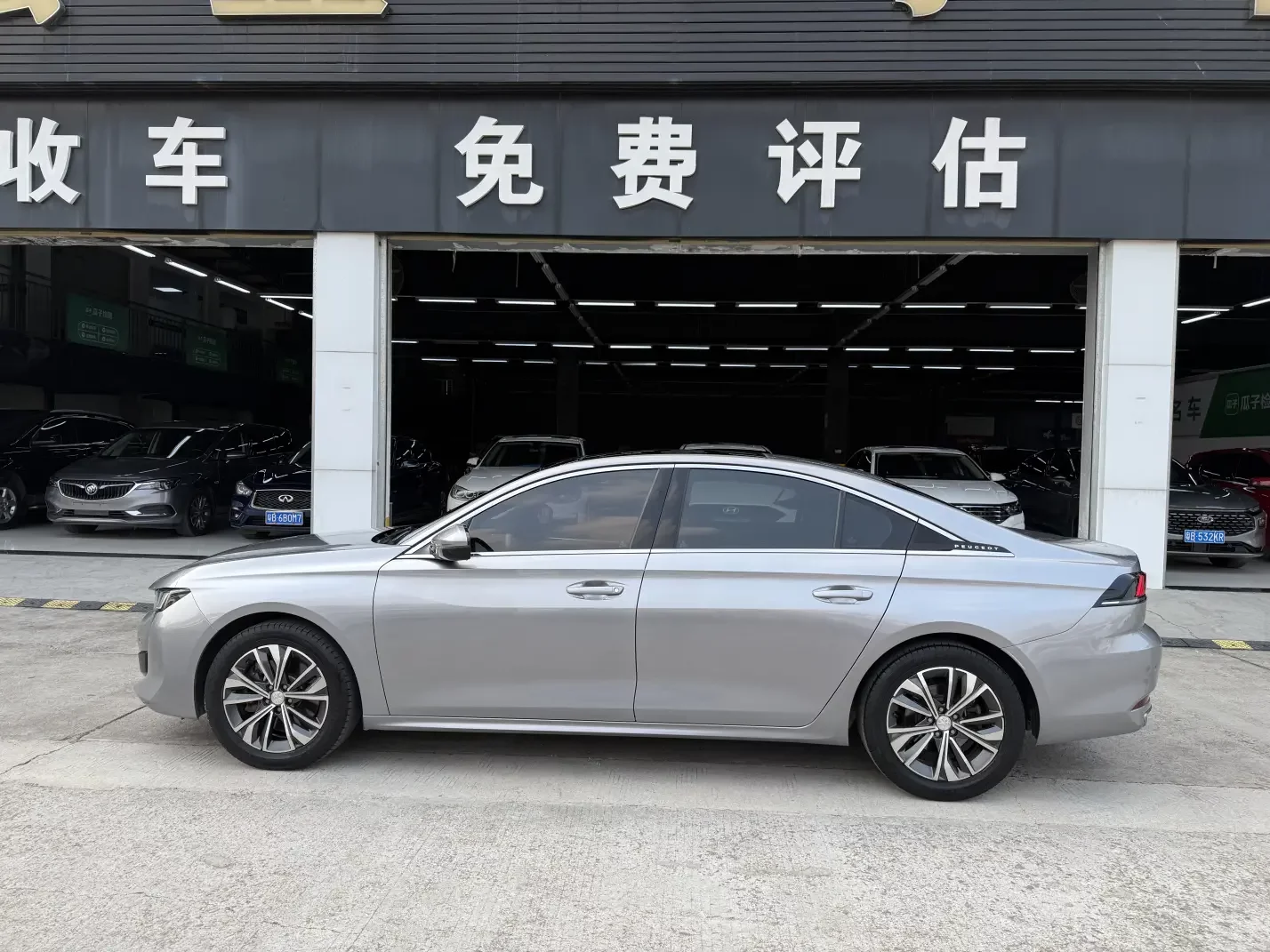 Peugeot 508L
