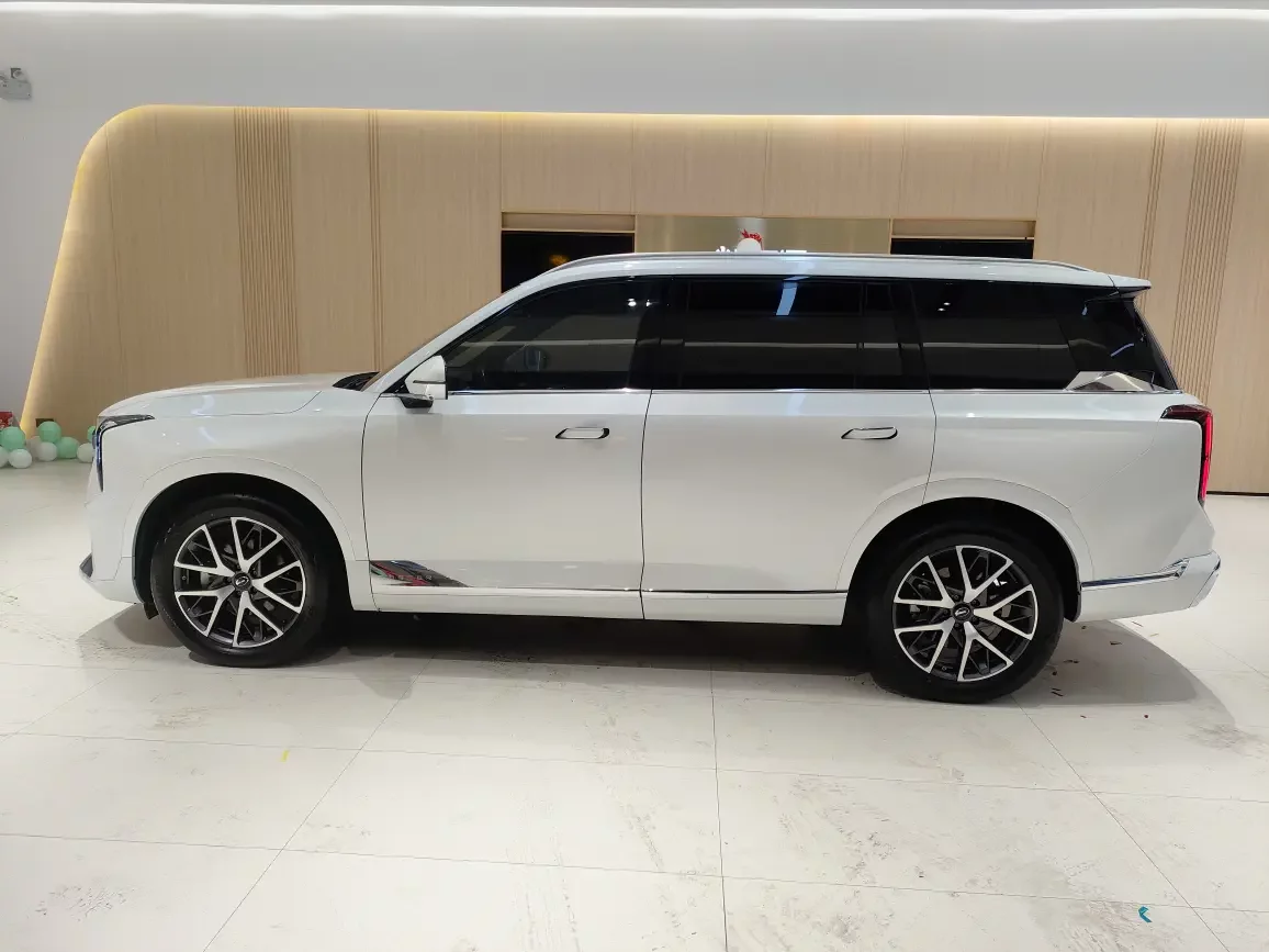 GAC Trumpchi GS8