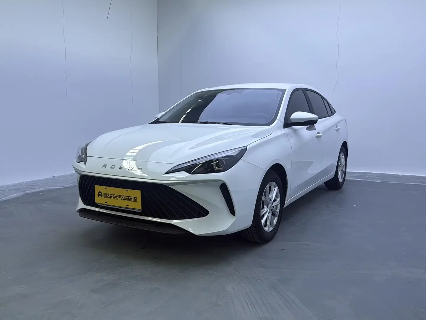 Roewe i5