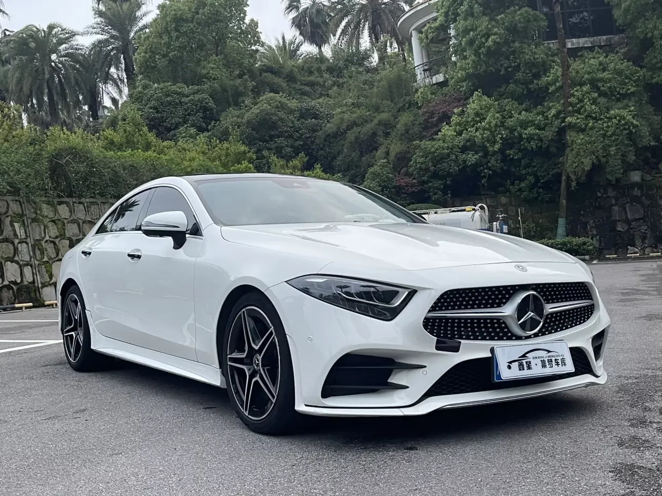 Mercedes-Benz CLS
