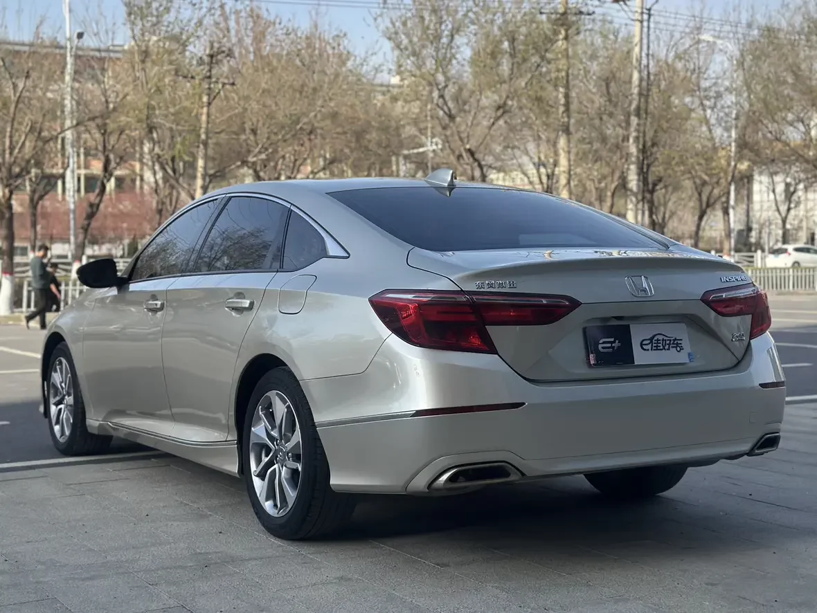 Honda Inspire