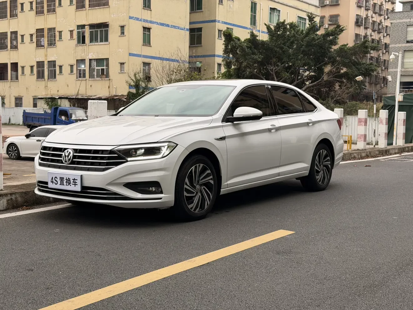 Volkswagen Sagitar